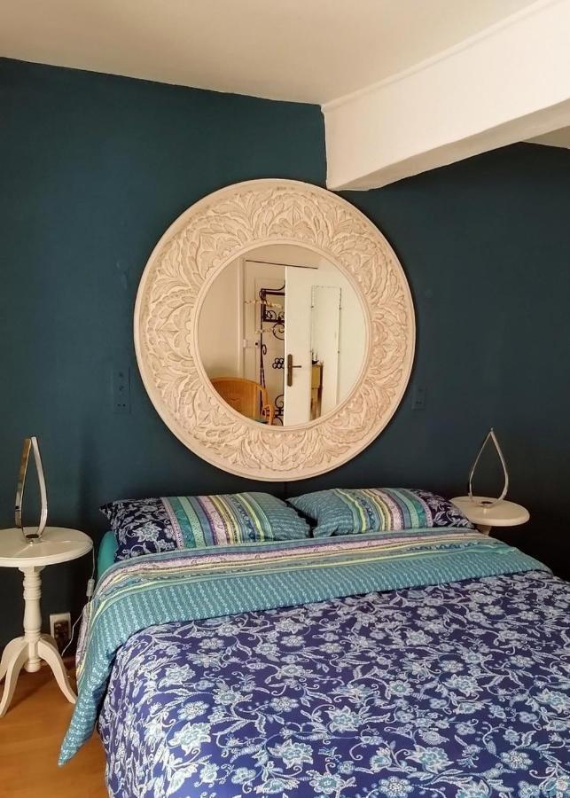 D'hotes Les Myriades D'or Homestay *